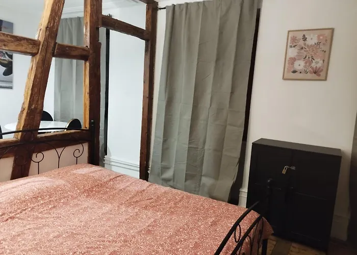 Le Gutenberg Au Coeur Du Marche De Noel De *