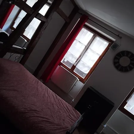 Le Gutenberg Au Coeur Du Marche De Noel De *